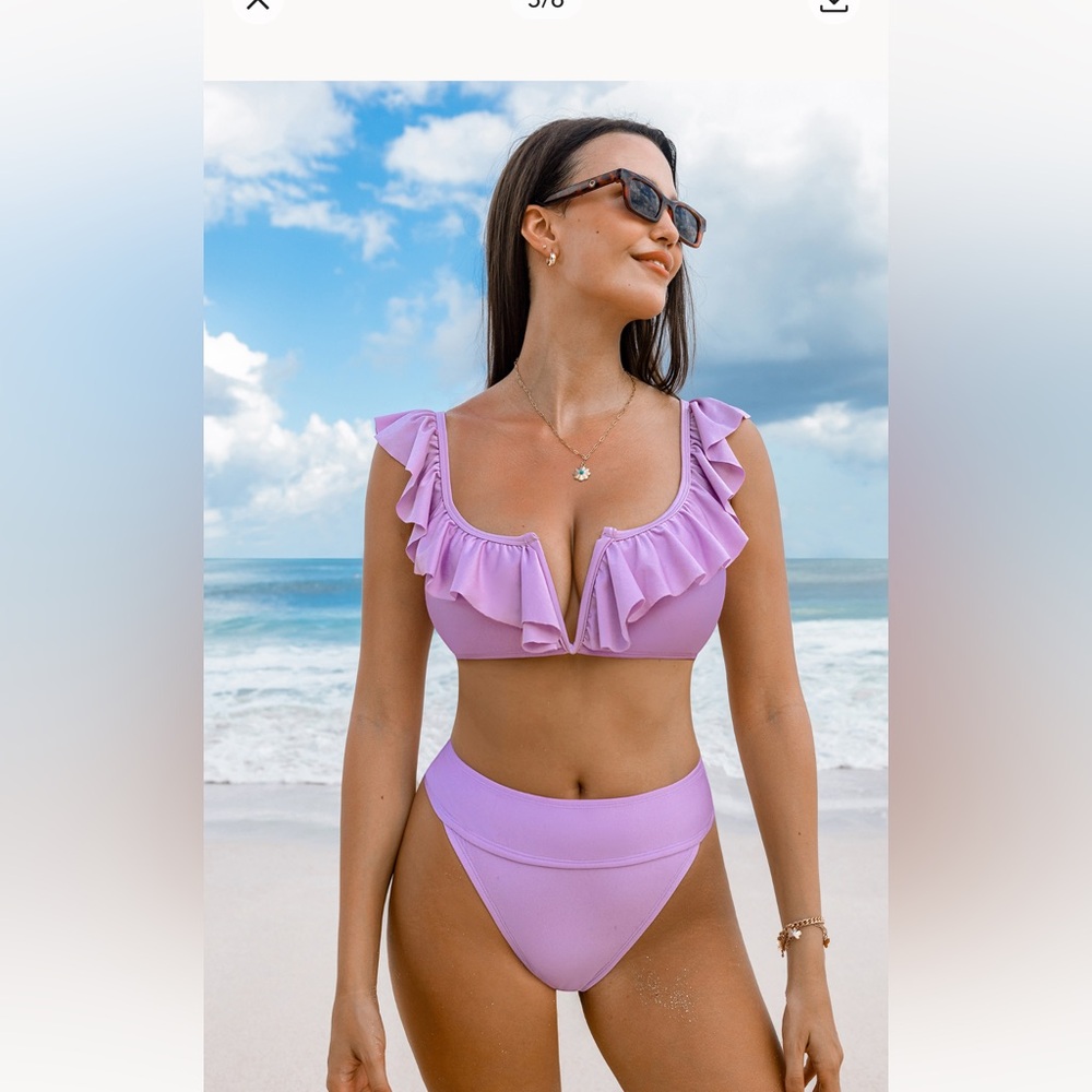 CUPSHE two piece, size M NWT and still in bag.